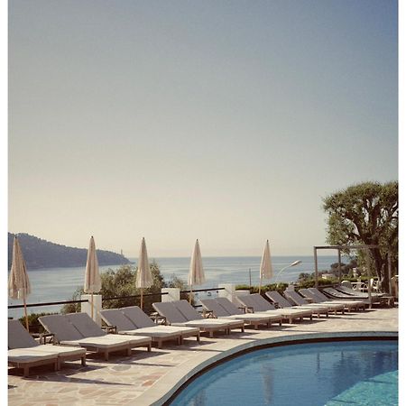 Hôtel Le Versailles Villefranche-sur-Mer Exterior foto