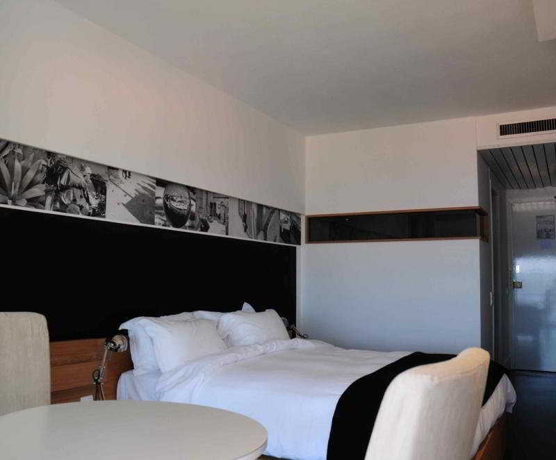 Hôtel Le Versailles Villefranche-sur-Mer Exterior foto